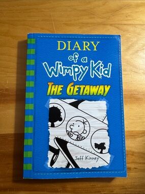 📚2/$6  The Getaway #12 in the Diary of a Wimpy Kid Series